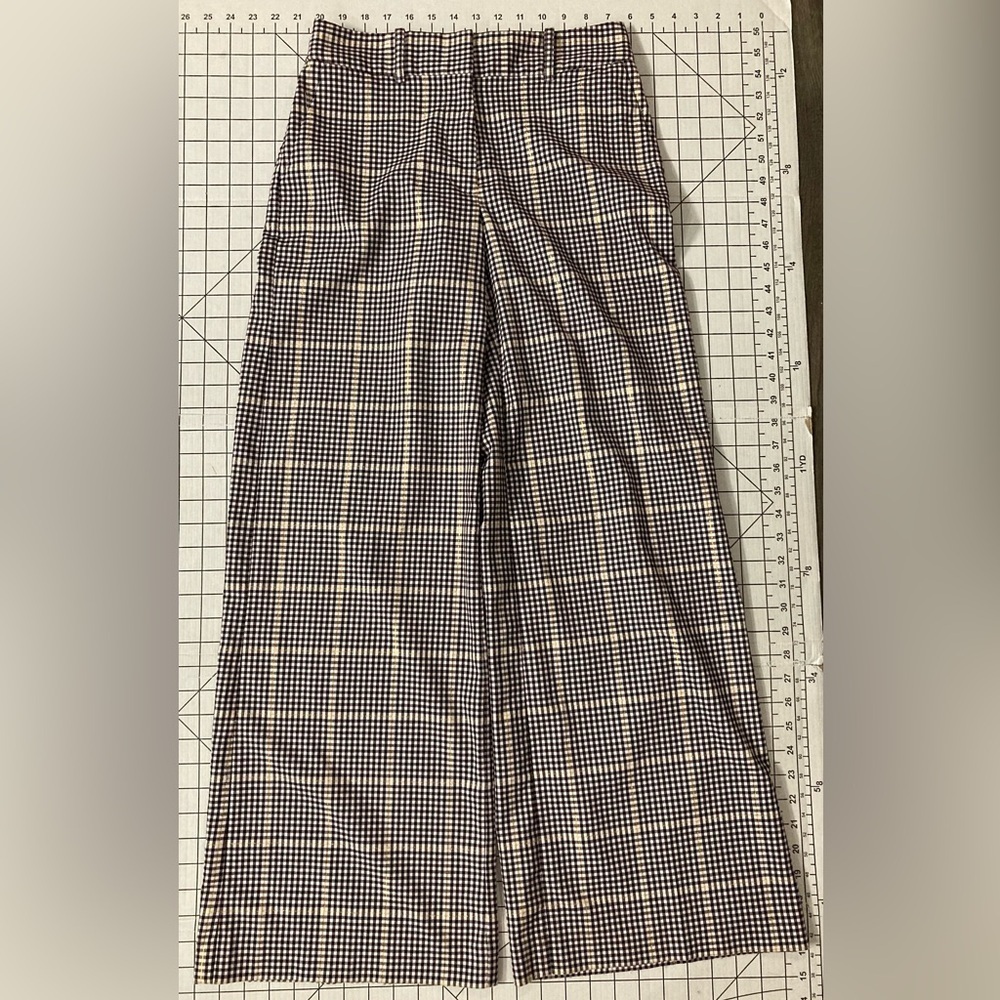 The Limited Women’s Size 2 Purple/Gold Plaid Trouser Pants